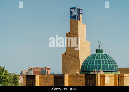 Lissabon, Portugal - 20. AUGUST 2017: Zentrale Moschee von Lissabon (Mezquita Central de Lisboa) ist die größte Moschee der Stadt islamische Gemeinschaft Stockfoto