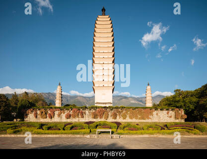 Die drei Pagoden (San Ta Si), Dali, Yunnan, China, Asien Stockfoto