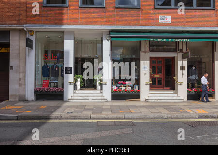 Herren Fashion Shops, Savile Row, London, England, Großbritannien Stockfoto