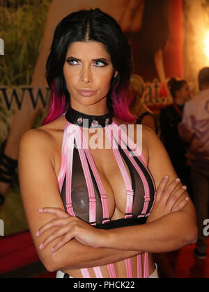Playboy-Model und Penthouse-Pet Micaela Schäfer Stockfotografie - Alamy
