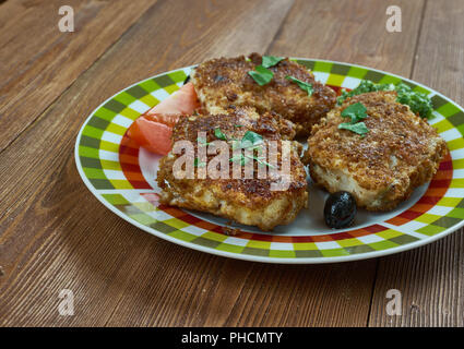 Frittierte Karpfen in Rumänisch Stockfoto