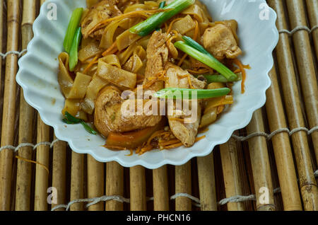 Übrig gebliebene Chicken Stir Fry Stockfoto