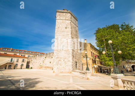 Captain's Turm auf fünf Brunnen Quadrat in Zadar, Dalmatien, Kroatien Stockfoto