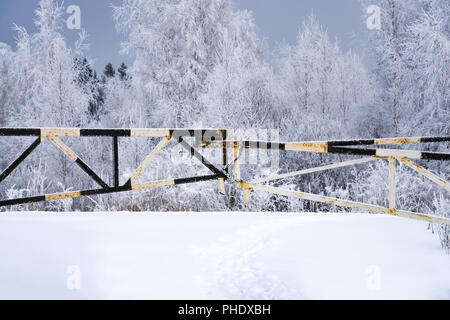Eisernen Tor im Winter geschlossen. Stockfoto