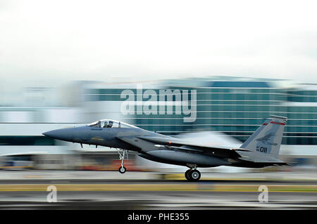 Oregon Air National Guard 142 Fighter Wing F-15 Adler, die als Abfangjäger während der Übung dienen, Amalgam Dart 2009. Stockfoto