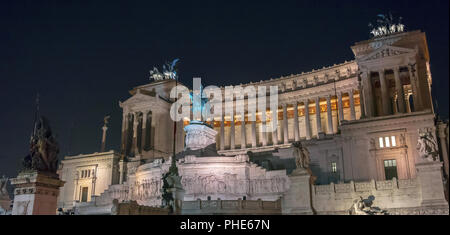 Nacht Vittoriano in Rom Stockfoto