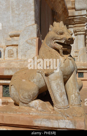 Statue von Geheimnis Löwe in Bagan Stockfoto