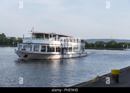 Ausflugsschiff Stockfoto