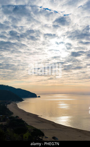 Terracina (Italien) - der Weißen Stadt am Meer im Winter, Provinz Latina. Hier insbesondere einen Blick auf die eindrucksvollen historischen Zentrum Stockfoto