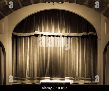 Theater Vorhang auf der Bühne Stockfoto