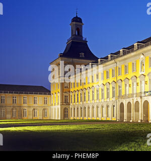 Kurfürstliche Schloss, dem Hauptgebäude der Universität, Bonn, Nordrhein-Westfalen, Deutschland, Europa Stockfoto