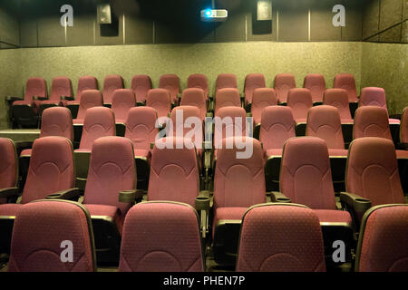 Leere Sitze im Kino Stockfoto