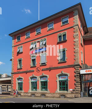 Arth, Schweiz - 19. Juli 2018: die Fassade des Gebäudes der Arth-Goldau Bahnhof. Arth-Goldau Bahnhof ist in der im Magis entfernt Stockfoto