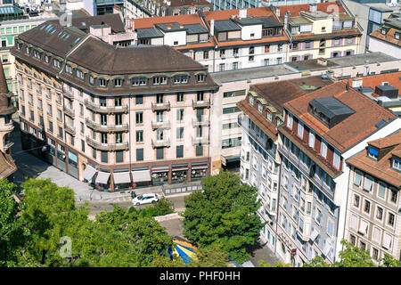 26. August 2018 - Genf, Schweiz. Luftbild der Altstadt stilvolle Architektur Häuser. Stockfoto