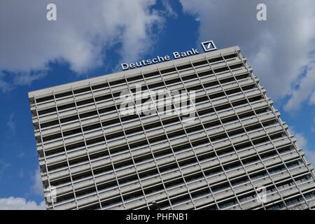 Die Deutsche Bank, Otto-Suhr-Allee, Charlottenburg, Berlin, Deutschland Stockfoto