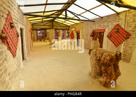 Innenansicht eines Hotel aus Salz auf den Salar de Uyuni, Bolivien gebaut Stockfoto