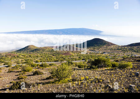 Atemberaubende Aussicht auf Mauna Loa Vulkan auf der grossen Insel von Hawaii. Der größte Vulkan subaerial in beiden Masse und Volumen, Mauna Loa wurde prüfen Stockfoto