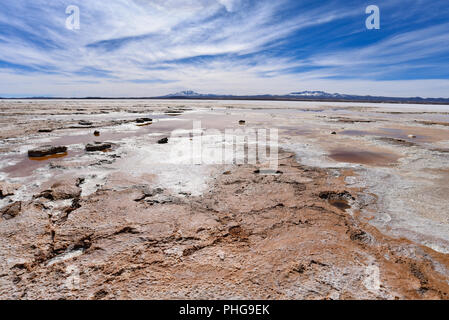 Ojos del Sal, vulkanischen Formationen am Rande des Salar de Uyuni, in der Nähe der Stadt Colchani, Uyuni, Bolivien Stockfoto