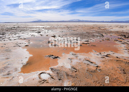 Ojos del Sal, vulkanischen Formationen am Rande des Salar de Uyuni, in der Nähe der Stadt Colchani, Uyuni, Bolivien Stockfoto