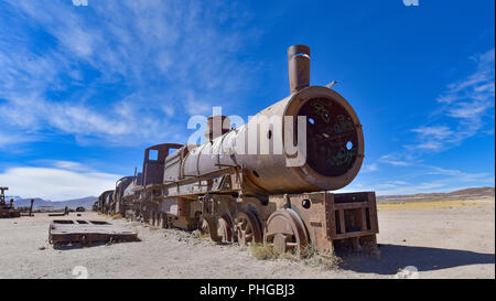 Rost Lokomotivmotoren in der Cemeterio de Trenes (Friedhof), Uyuni, Potosi, Bolivien Stockfoto