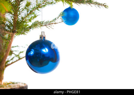 Blau urlaub Kugeln am Weihnachtsbaum Stockfoto