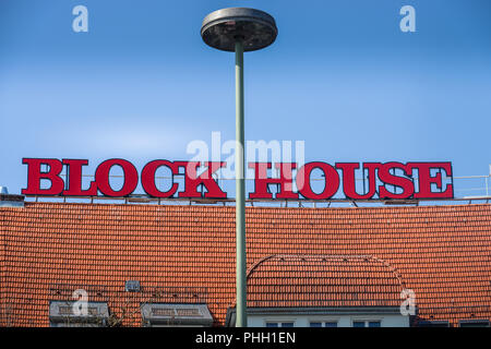 Werbung, Block House, Theodor-Heuss-Platz, Westend, Charlottenburg, Berlin, Deutschland Stockfoto