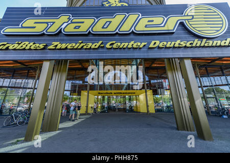 Zweirad Stadler, Rinder-Auktionshalle, Alter Schlachthof, Prenzlauer Berg, Berlin, Deutschland Stockfoto