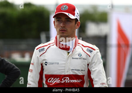 Monza, Italien. Am 1. September 2018. Charles Leclerc von Monaco und Sauber Alfa Romeo im Fahrerlager während der Formel Eins Grand Prix von Italien: Marco Canoniero/Alamy leben Nachrichten Stockfoto