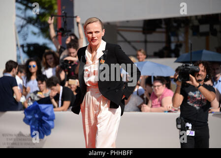 Venedig, Italien, 01. September 2018. Maxine Peake Spaziergang auf dem Roten Teppich vor dem "Peterloo' Screening während des 75. Filmfestival von Venedig an der Sala Grande am 01 September, 2018 in Venedig, Italien. Den 75. Internationalen Filmfestspielen von Venedig 2018, unter der Leitung von Alberto Barbera geleitet und von der Biennale di Venezia unter dem Vorsitz von Paolo BARATTA organisiert, wird am 8. September. © Erwachen/Alamy leben Nachrichten Stockfoto