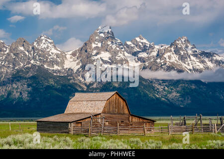 Alte Scheune in Grand Teton Mountains Stockfoto