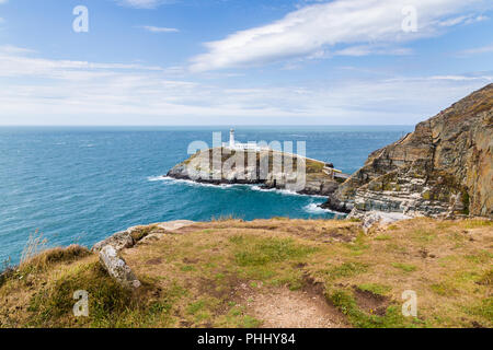 South Stack Leuchtturm auf Anglesey, Wales, Großbritannien Stockfoto