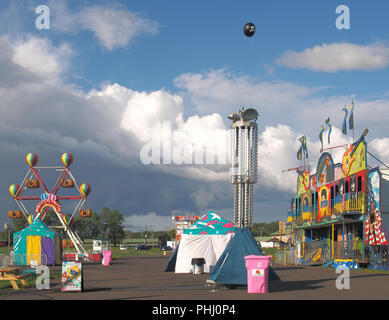 Geddes, New York, USA. August 23, 2018. Landschaft der westlichen Ende der Teil der Midway an der New York State Fair Stockfoto