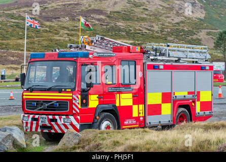 LLANGOLLEN WALES VEREINIGTES KÖNIGREICH - 27. AUGUST 2018: Red Fire Engine von North Wales Notdienste Stockfoto