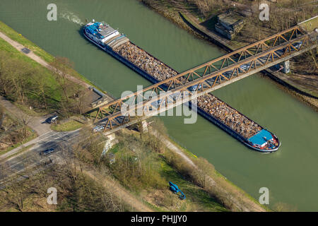 Behelfsmäßige Brücke, Brücke über den Wesel-Datteln-Kanal in der Nähe von Krudenburg in Hünxe in Nordrhein-westfalen. Hünxe, Ruhrgebiet, Nordrhein-Westfalen, Deutschland, Hünxe, DEU, Stockfoto