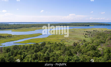 Luftaufnahme der Peconic Fluss, Sag Harbor Bay und Northwest Hafen, East Hampton, New York Stockfoto