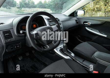 DNIPRO, UKRAINE - September 01, 2018: Toyota Corolla FARBE GRAU, INNEN Stockfoto