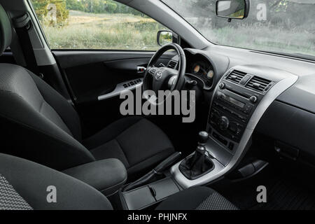 DNIPRO, UKRAINE - September 01, 2018: Toyota Corolla FARBE GRAU, INNEN Stockfoto