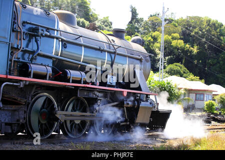 Alte Dampflokomotive in Kota Kinabalu, Malaysia Stockfoto