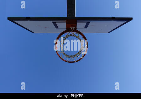 Basketballkorb, Netz, Open Air, outdoor Stockfoto