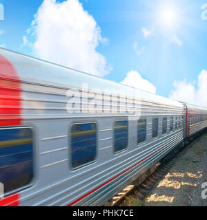 Motion moderne Eisenbahn Zug Stockfoto