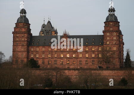 Vor Schloss Johannisburg in Aschaffenburg Deutschland Stockfoto