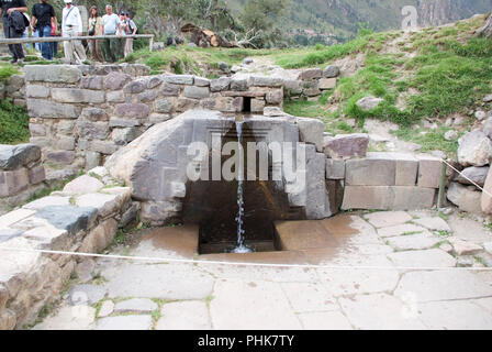 Ruinen der alten Zitadelle der Inkas auf dem Berg, Pisac, Peru Stockfoto