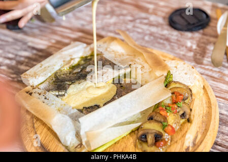 Gebackenen Seebarsch Stockfoto