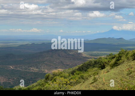 Mount Kilimanjaro von Namanga Stadt, Kenia Stockfoto