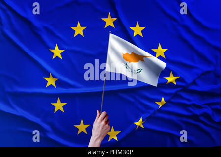 Flagge der Europäischen Union und Zypern Stockfoto