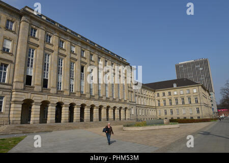 Ernst-Reuter-Haus, Straße des 17. Juni. Juni, Charlottenburg, Berlin, Deutschland Stockfoto