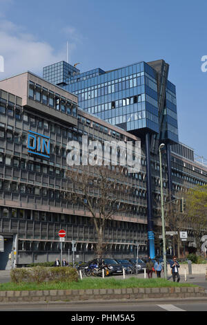 DIN, Burggrafenstrasse, Tiergarten, Mitte, Berlin, Deutschland Stockfoto