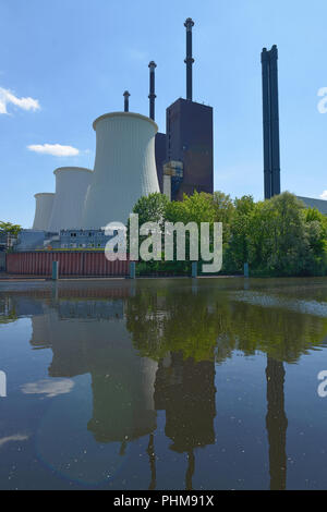 Heizkraftwerk Lichterfelde, Teltowkanal, Lichterfelde, Berlin, Deutschland Stockfoto