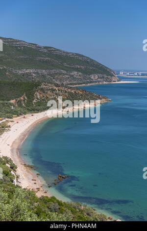 Amazing blue water Beach in Arrábida, Alentejo in Portugal Stockfoto