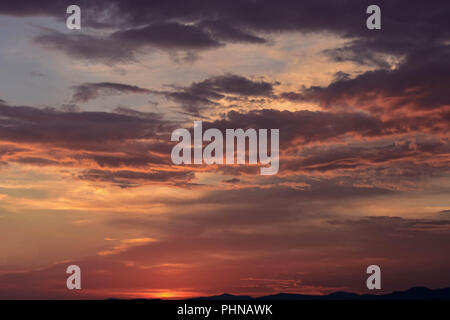 Die Explosion von Licht in purple sky/Purple Sky wallpaper Stockfoto